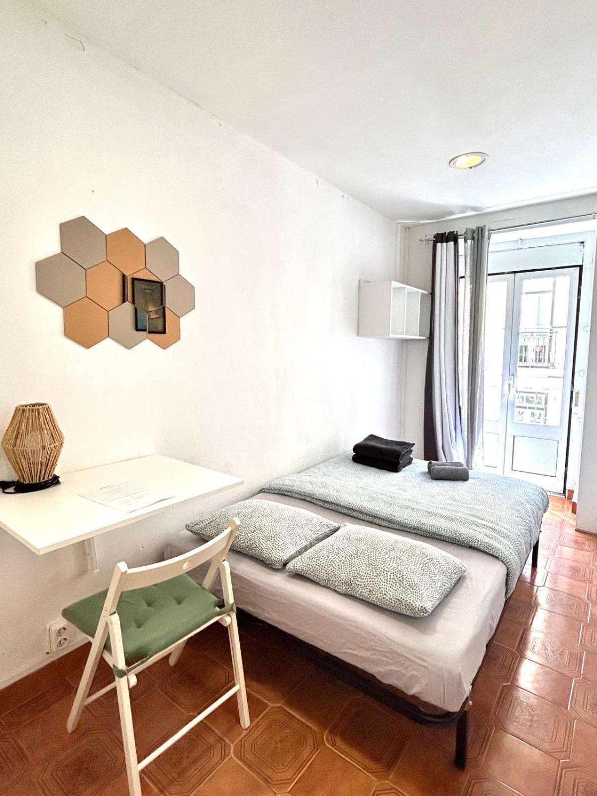 Shared Apartment With Bright Private Patio In Lisboa Екстер'єр фото